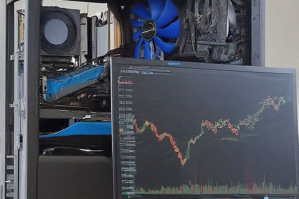 Pre-Built vs. Custom-Built Trading PCs: Which Is Better?